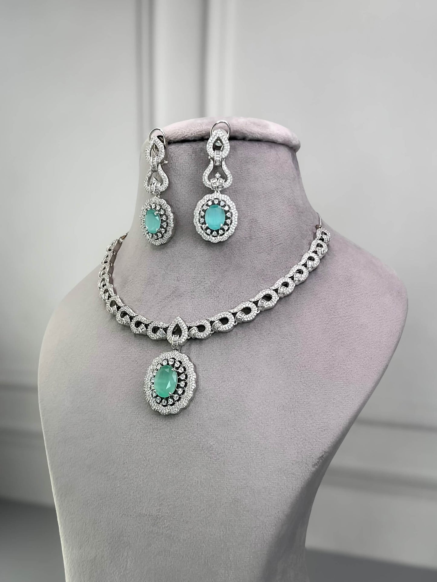 Emily AD Necklace Set