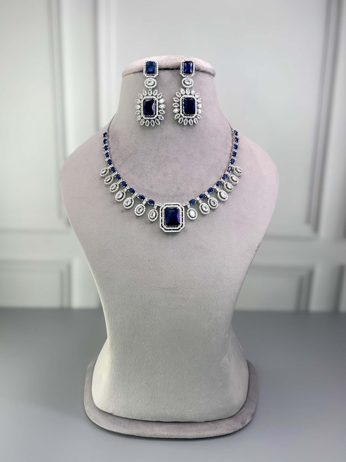 Sophia AD Necklace Set