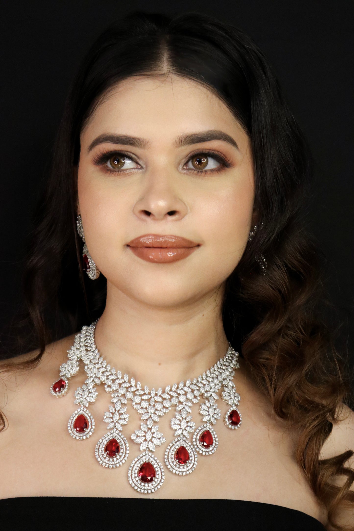 Victoria AD Necklace Set