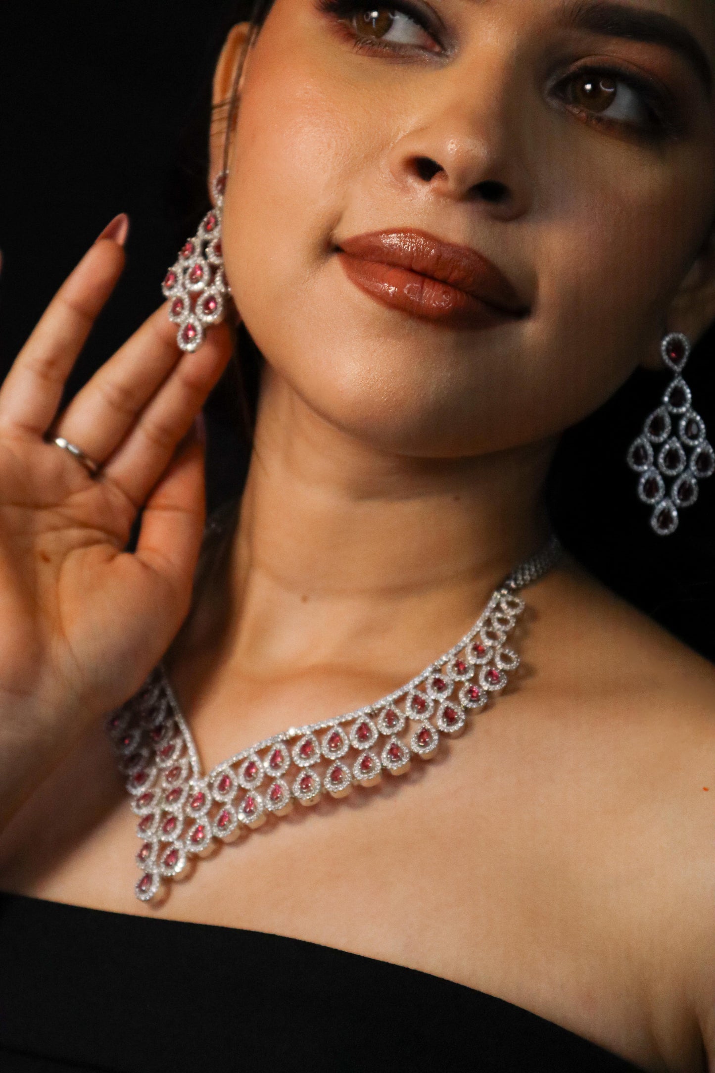 Elisa AD Necklace Set