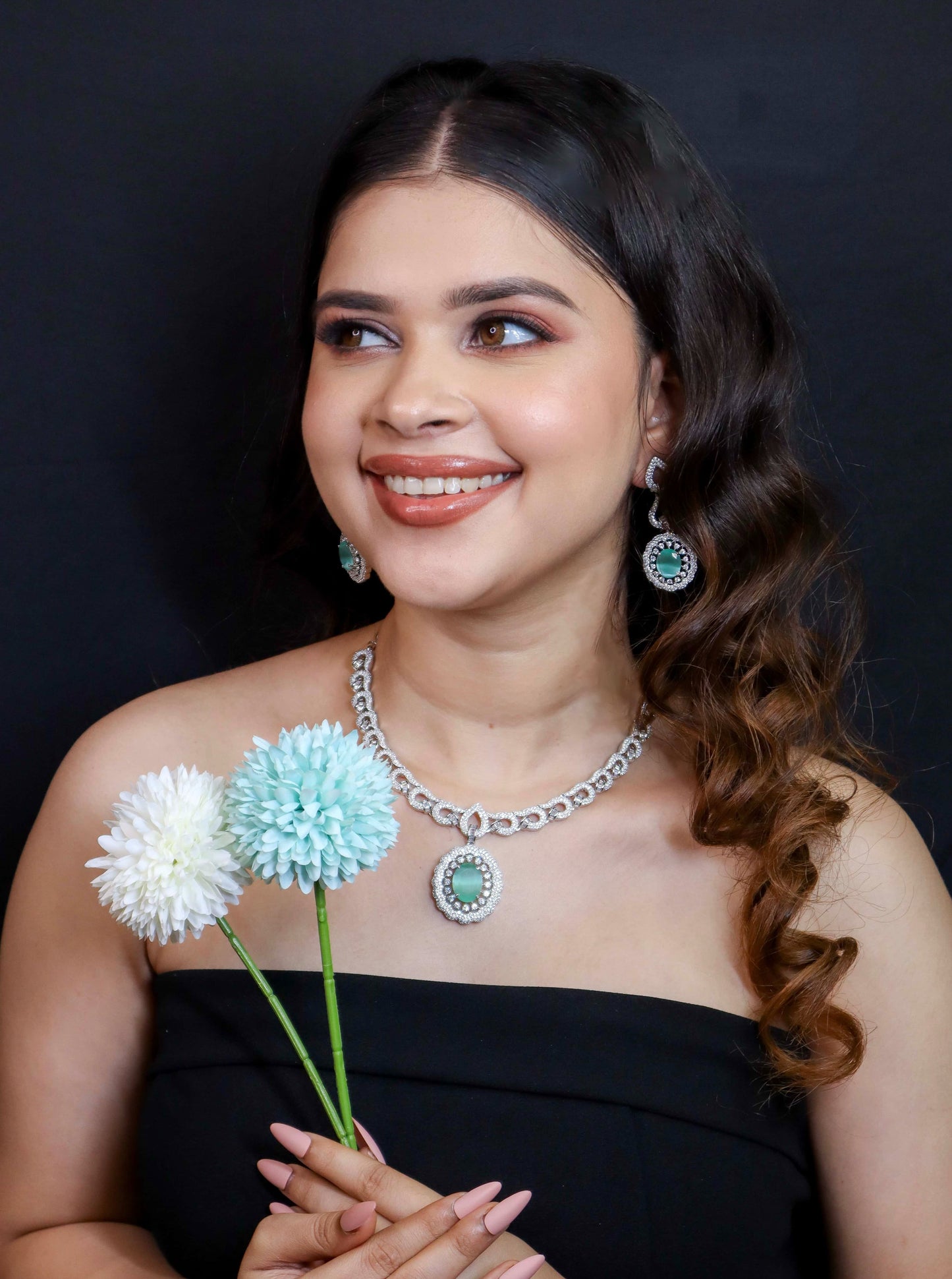 Emily AD Necklace Set