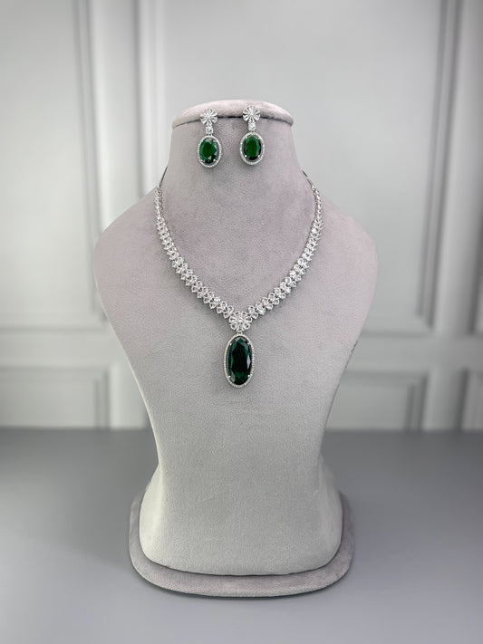 Sara Emerald Green AD Necklace Set