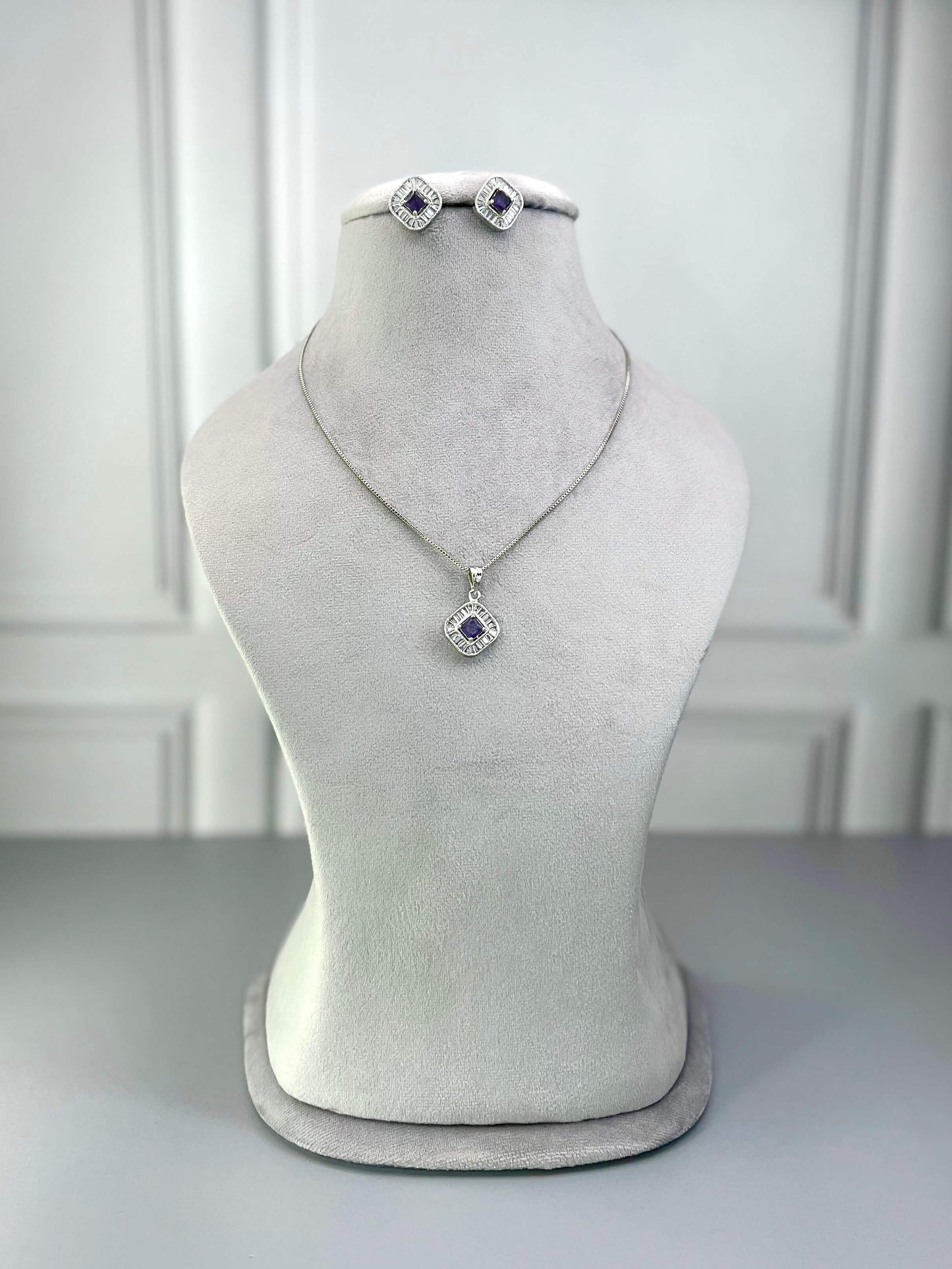 Lexi Purple Pendant Set