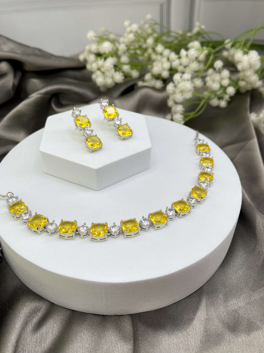 Ziva Yellow Necklace Set