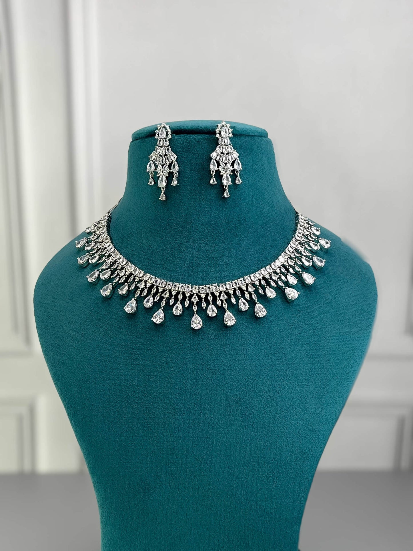 Estelle Silver AD Necklace Set