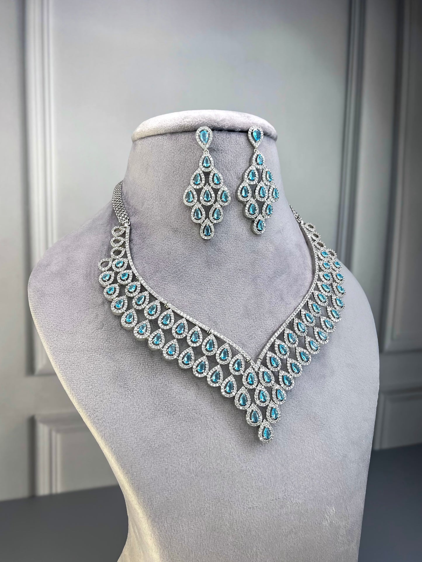 Elisa Turquoise Blue AD Necklace Set