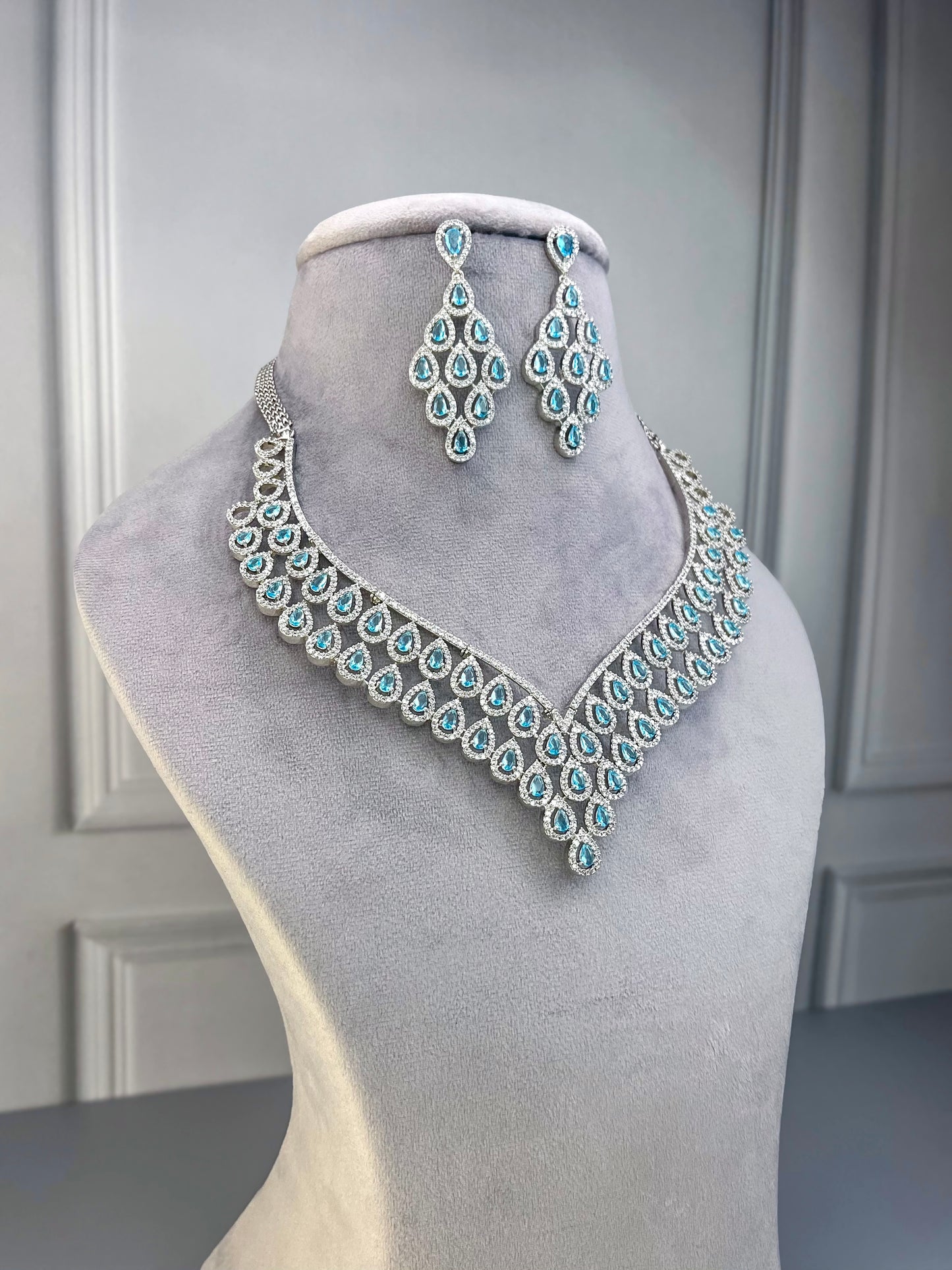 Elisa Turquoise Blue AD Necklace Set