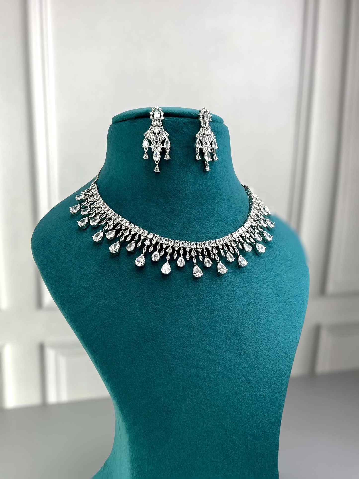 Estelle Silver AD Necklace Set