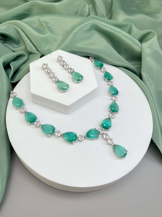 Eva Mint Green Necklace Set