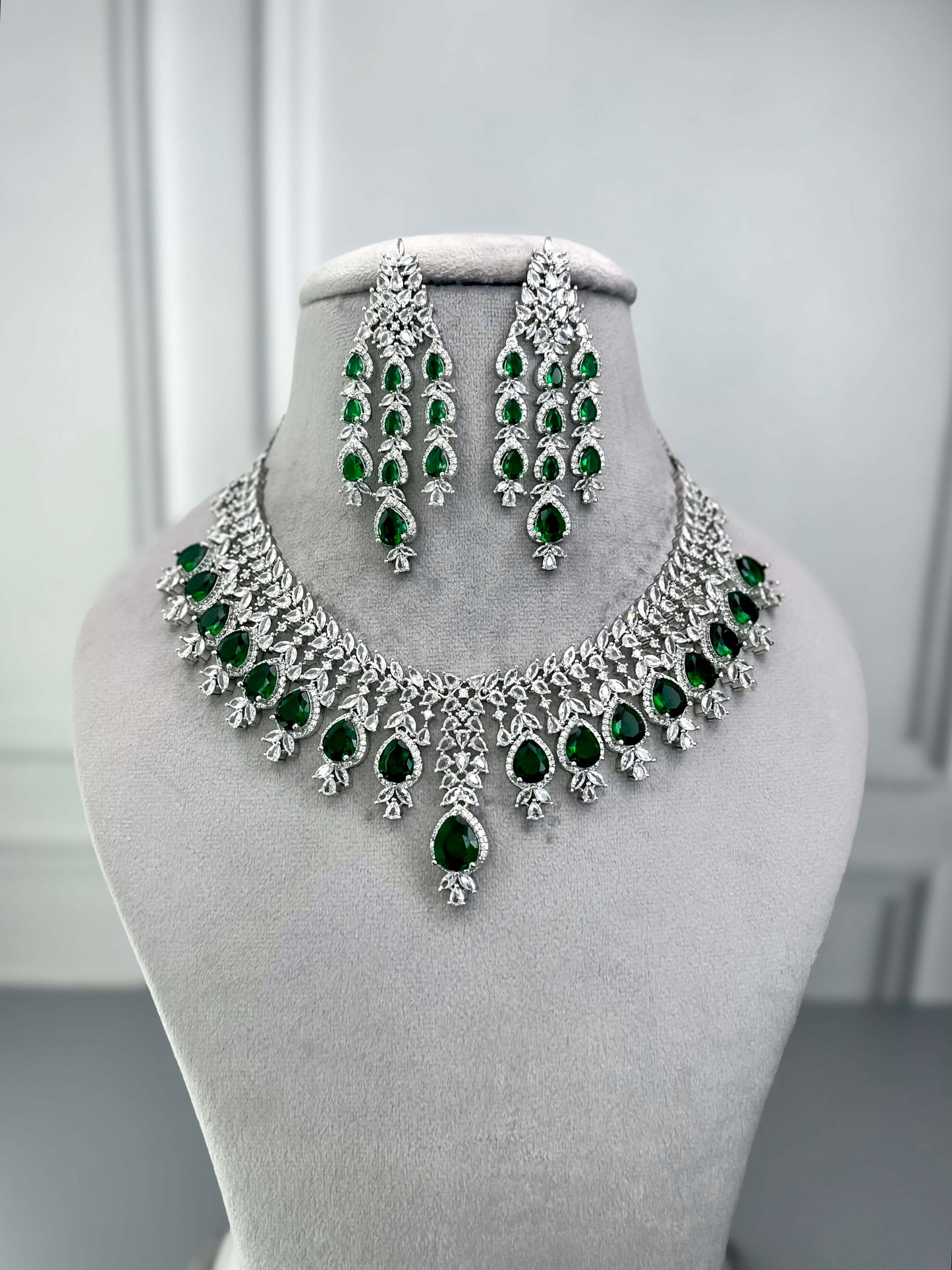 Kylie Emerald Green AD Necklace Set