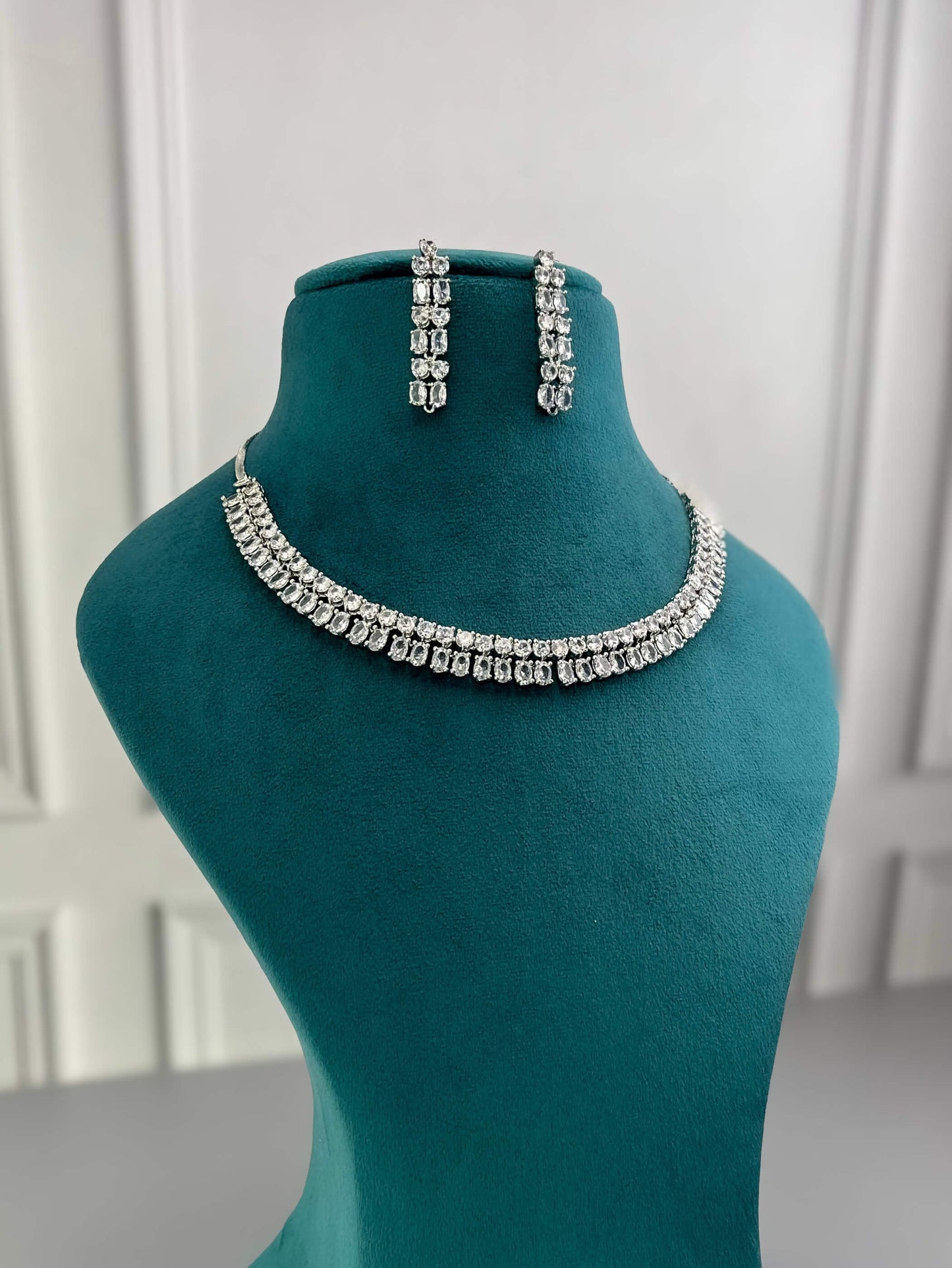 Aurora Silver AD Necklace Set