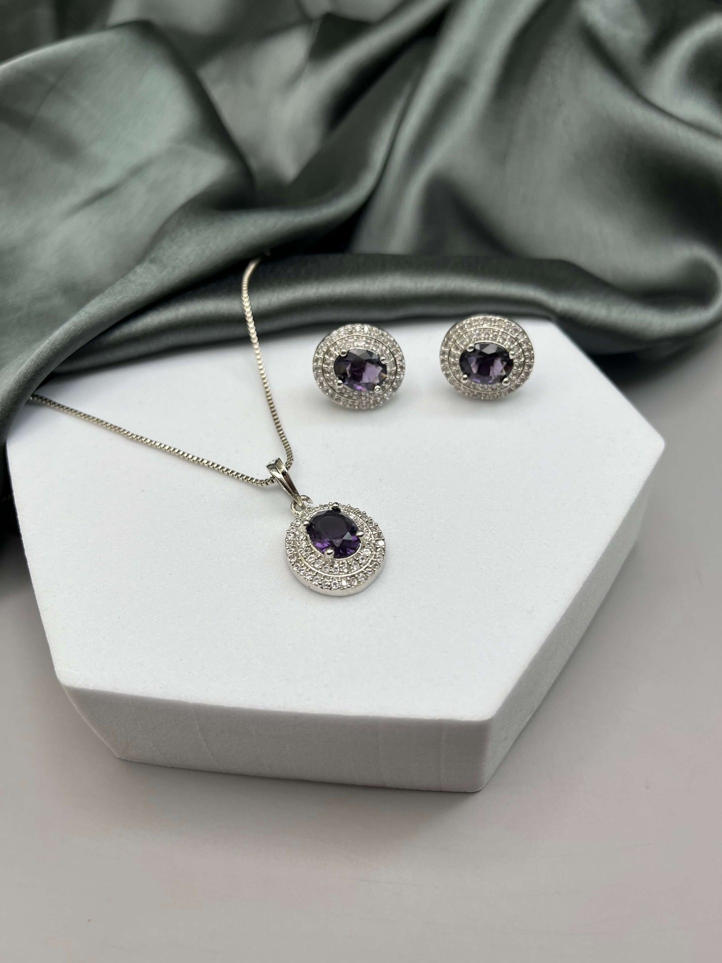 Ellie Purple Pendant Set