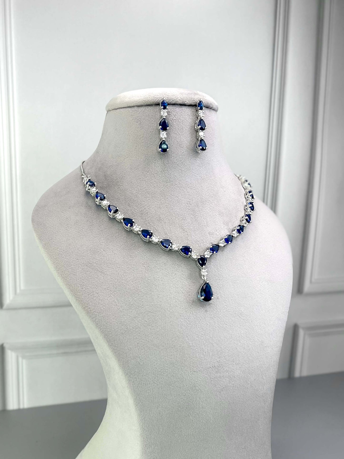 Kate Sapphire Blue Necklace set