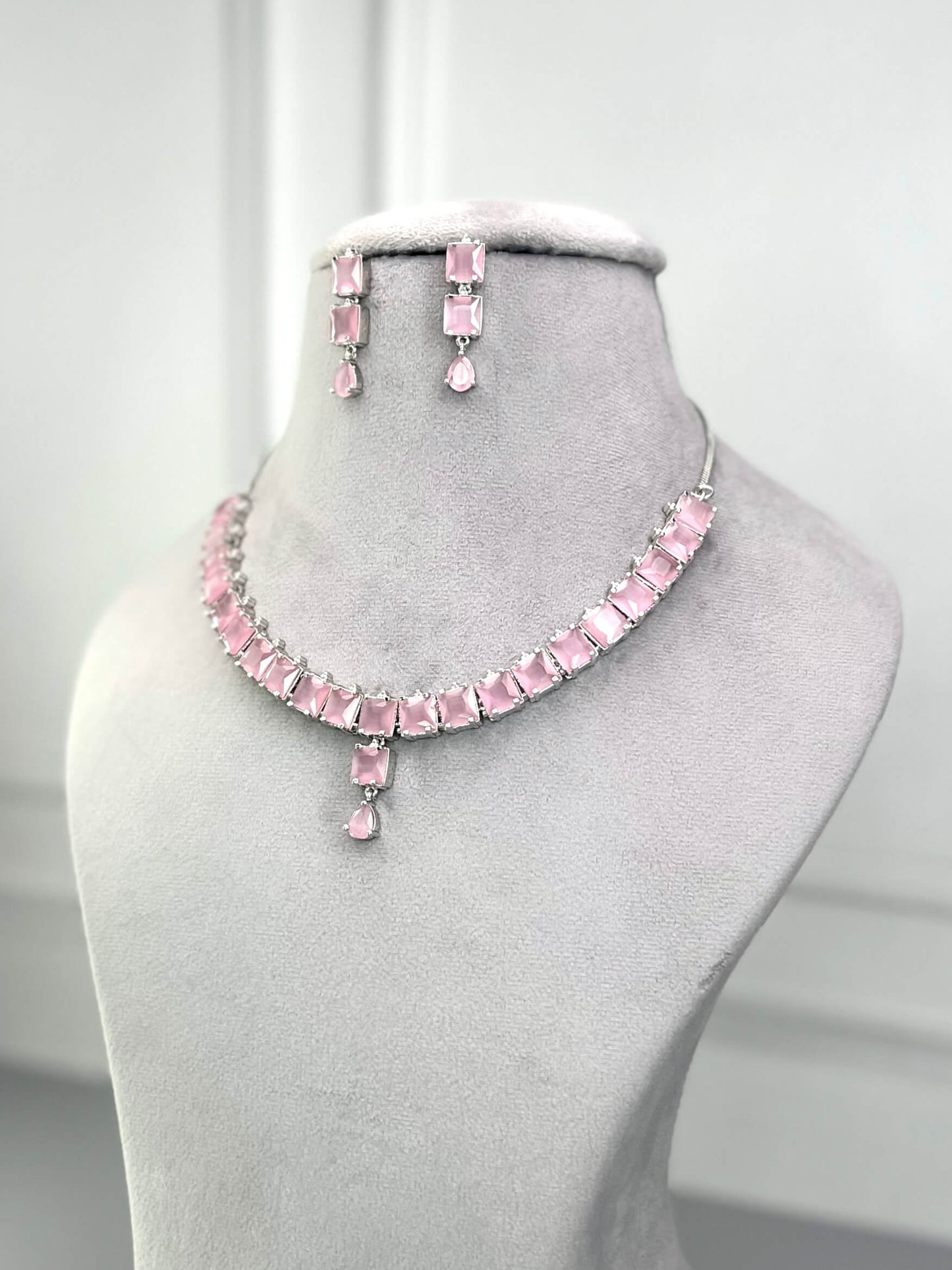 Gemma Baby Pink Necklace Set