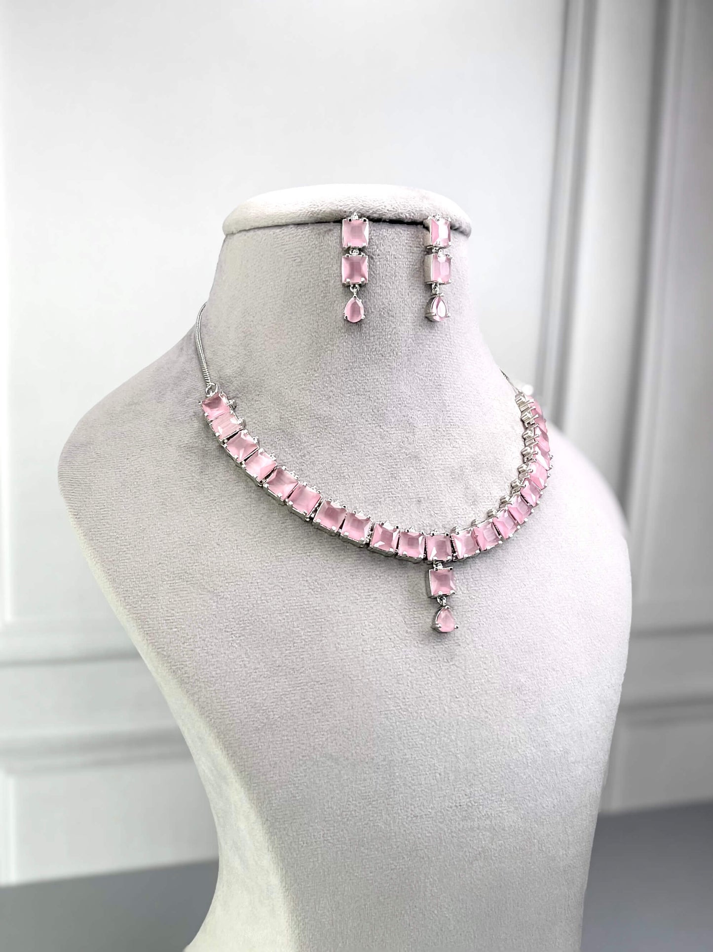 Gemma Baby Pink Necklace Set