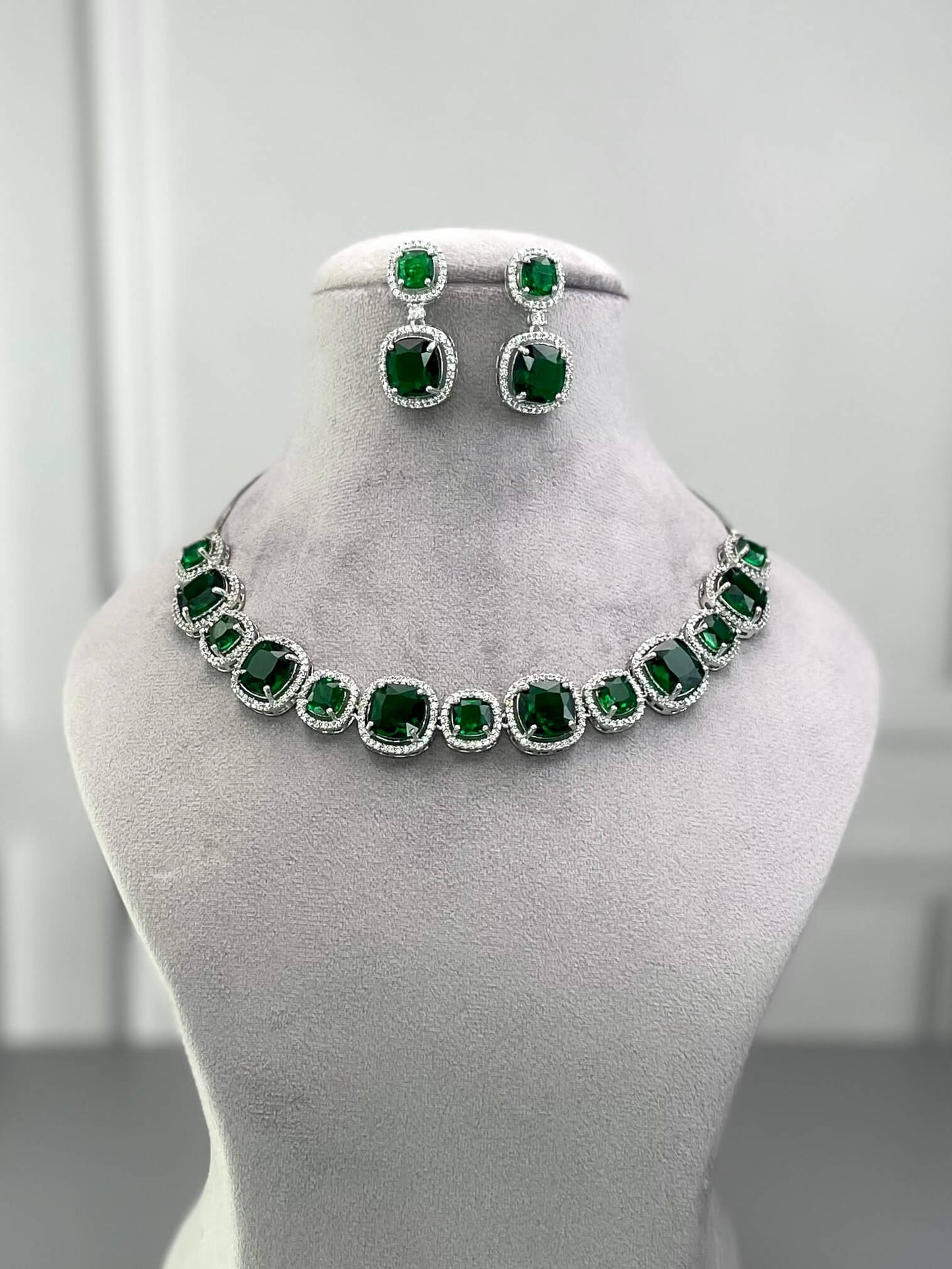 Rachel Emerald Green AD Necklace Set