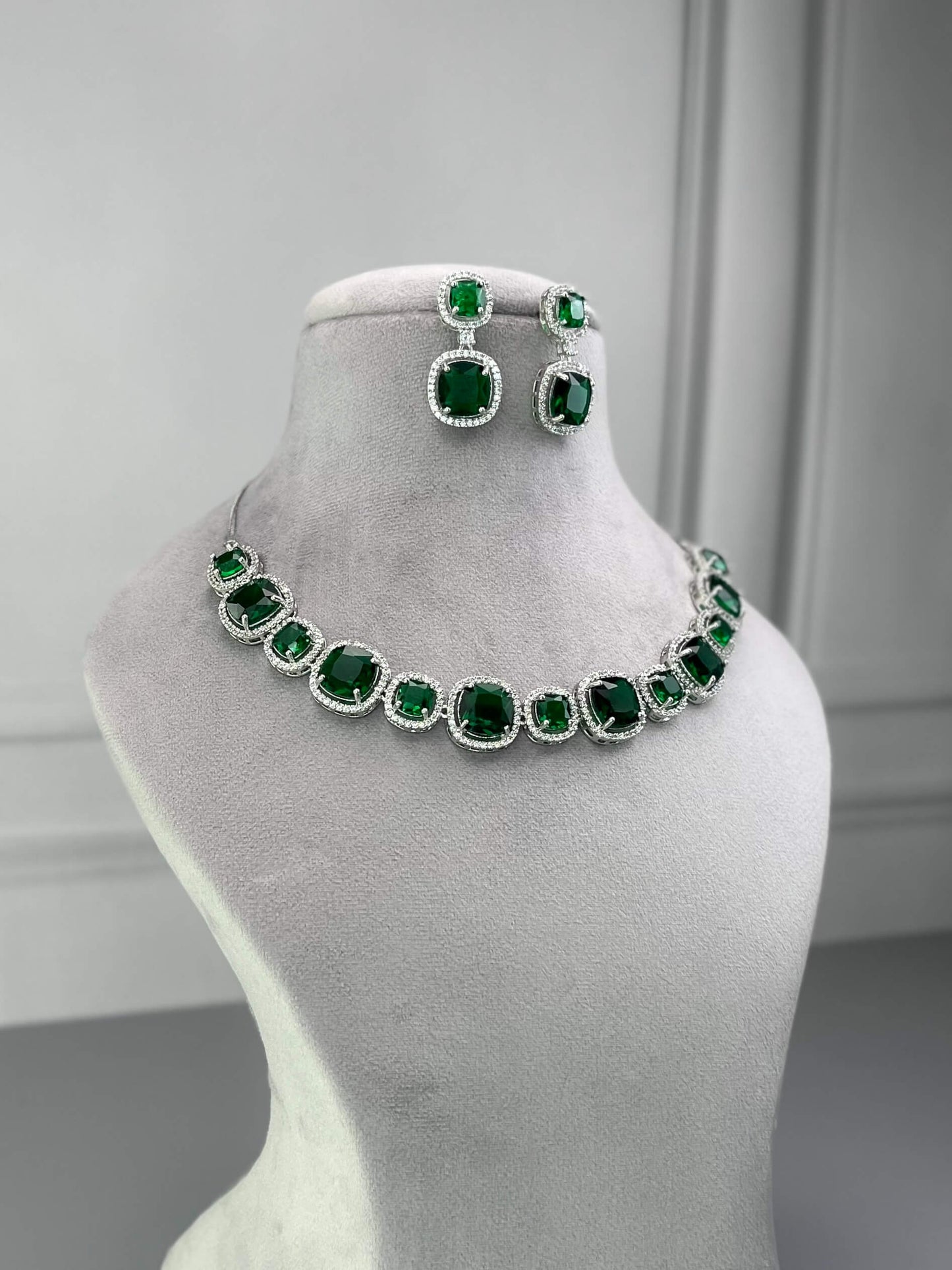 Rachel Emerald Green AD Necklace Set