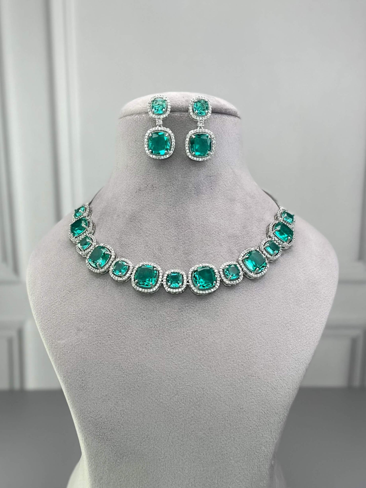 Rachel Sea Green AD Necklace Set