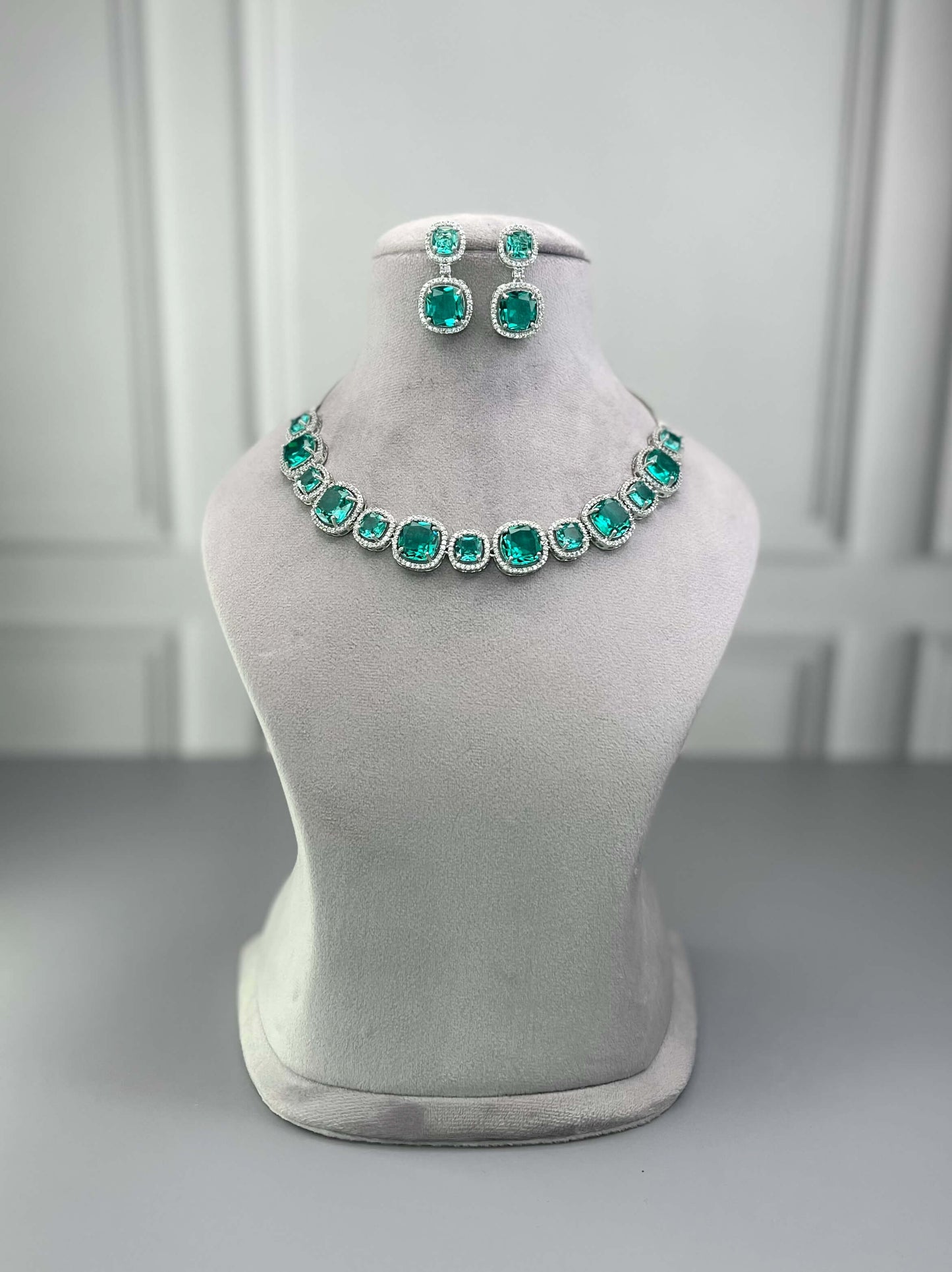 Rachel Sea Green AD Necklace Set