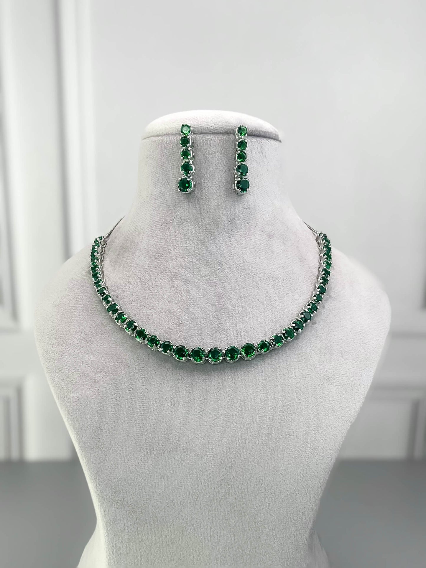 Claire Emerald Green AD Necklace Set