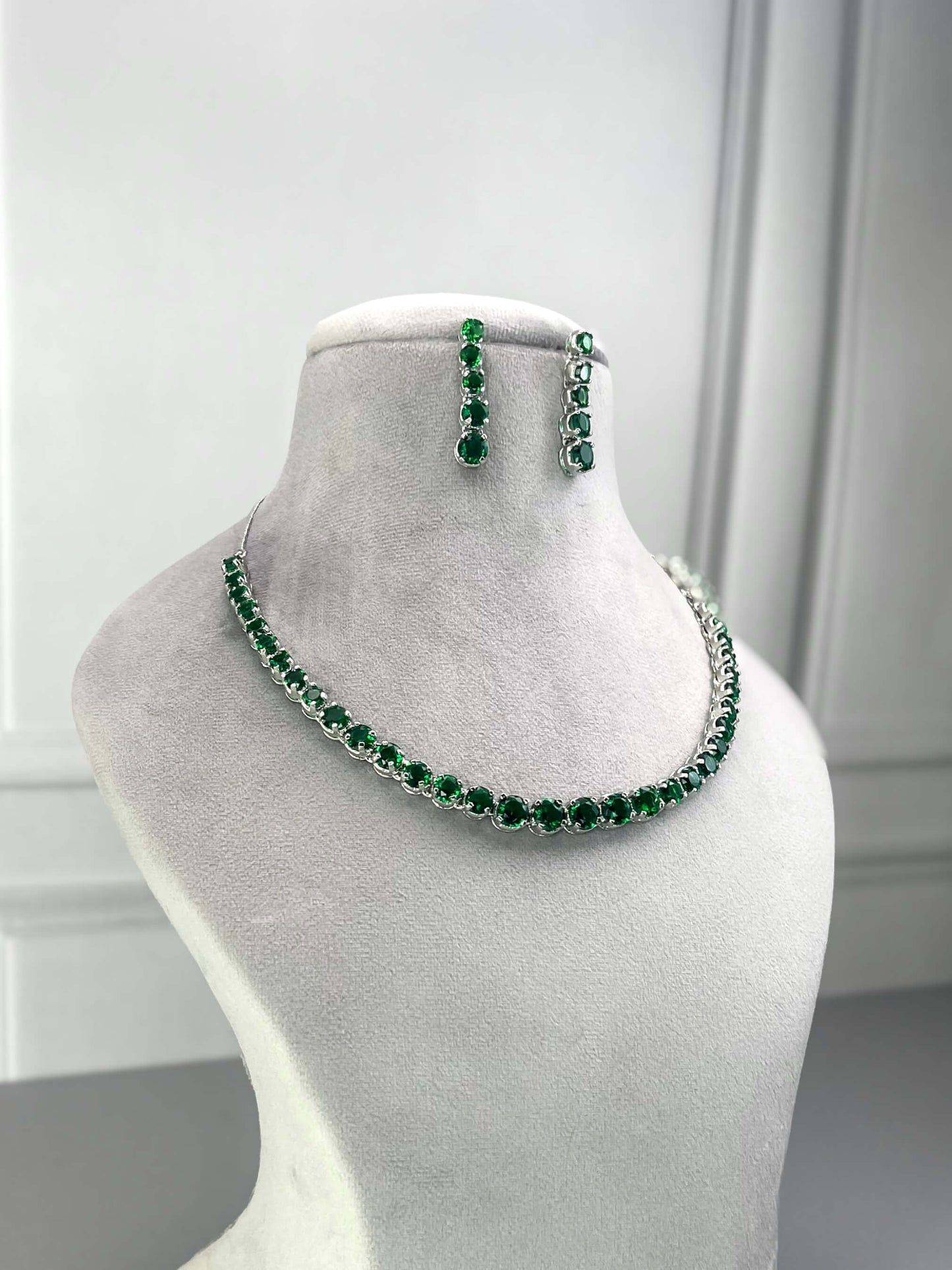 Claire Emerald Green AD Necklace Set