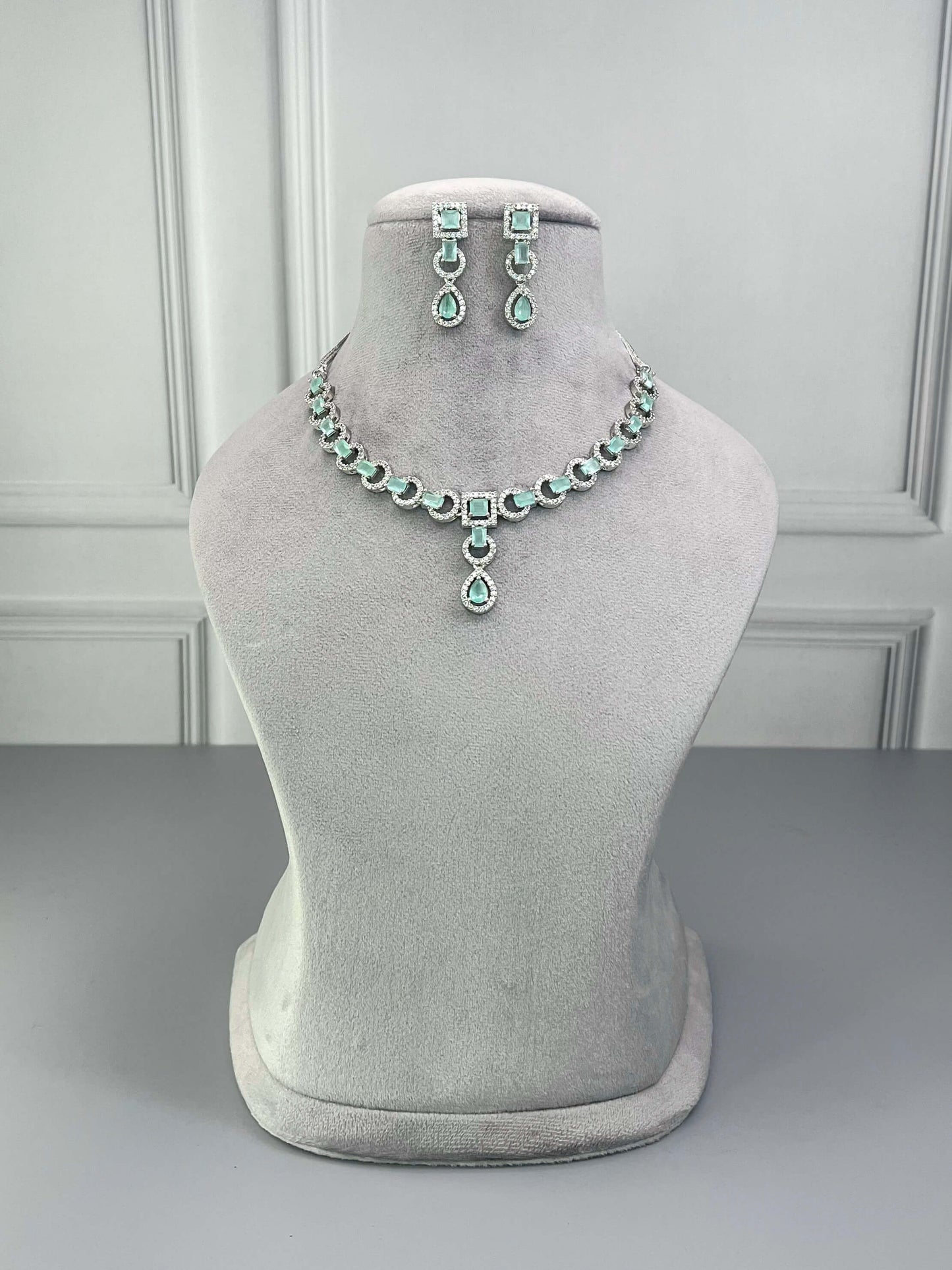 Alice Mint Green AD Necklace Set