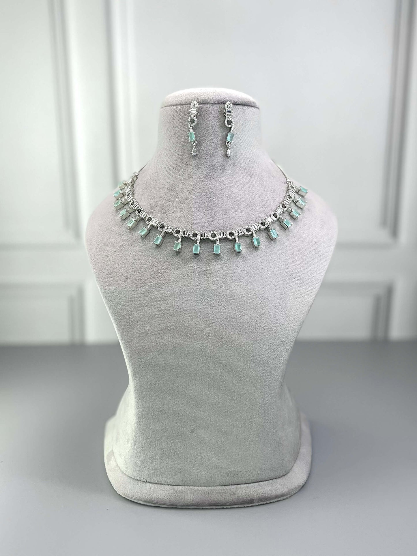 Leor Mint Green AD Necklace Set