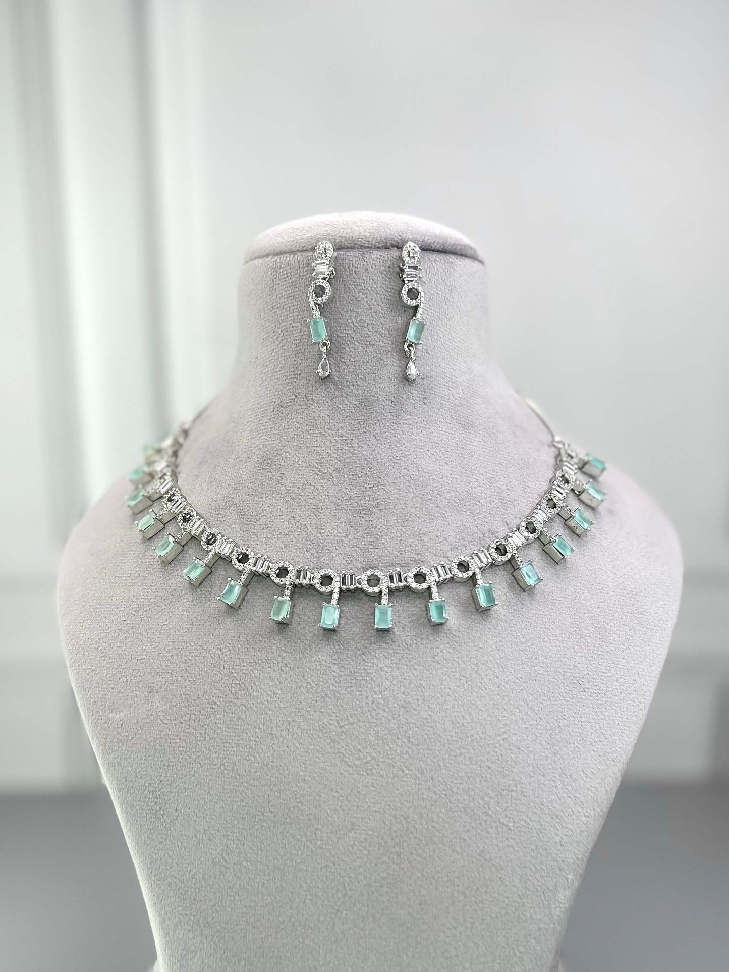 Leor Mint Green AD Necklace Set