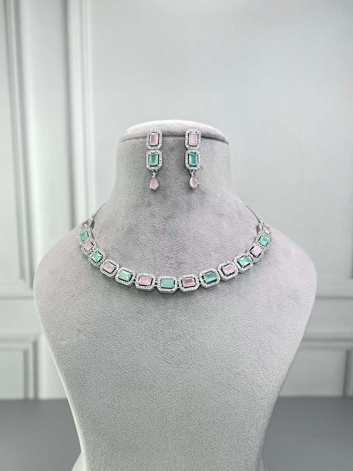 Jenna Mint Pink AD Necklace Set