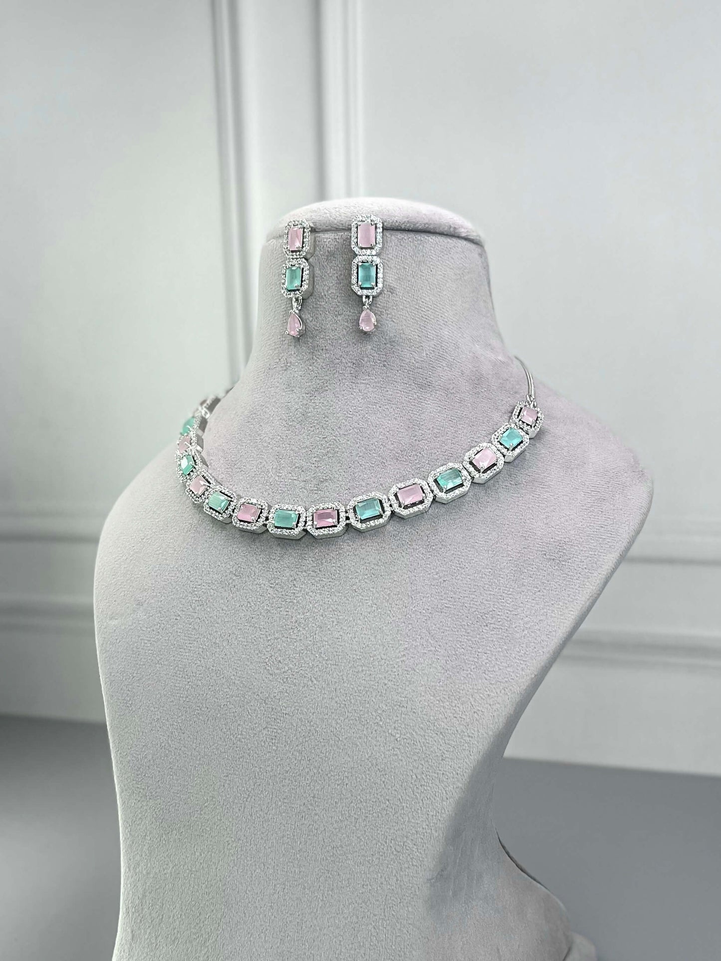 Jenna Mint Pink AD Necklace Set