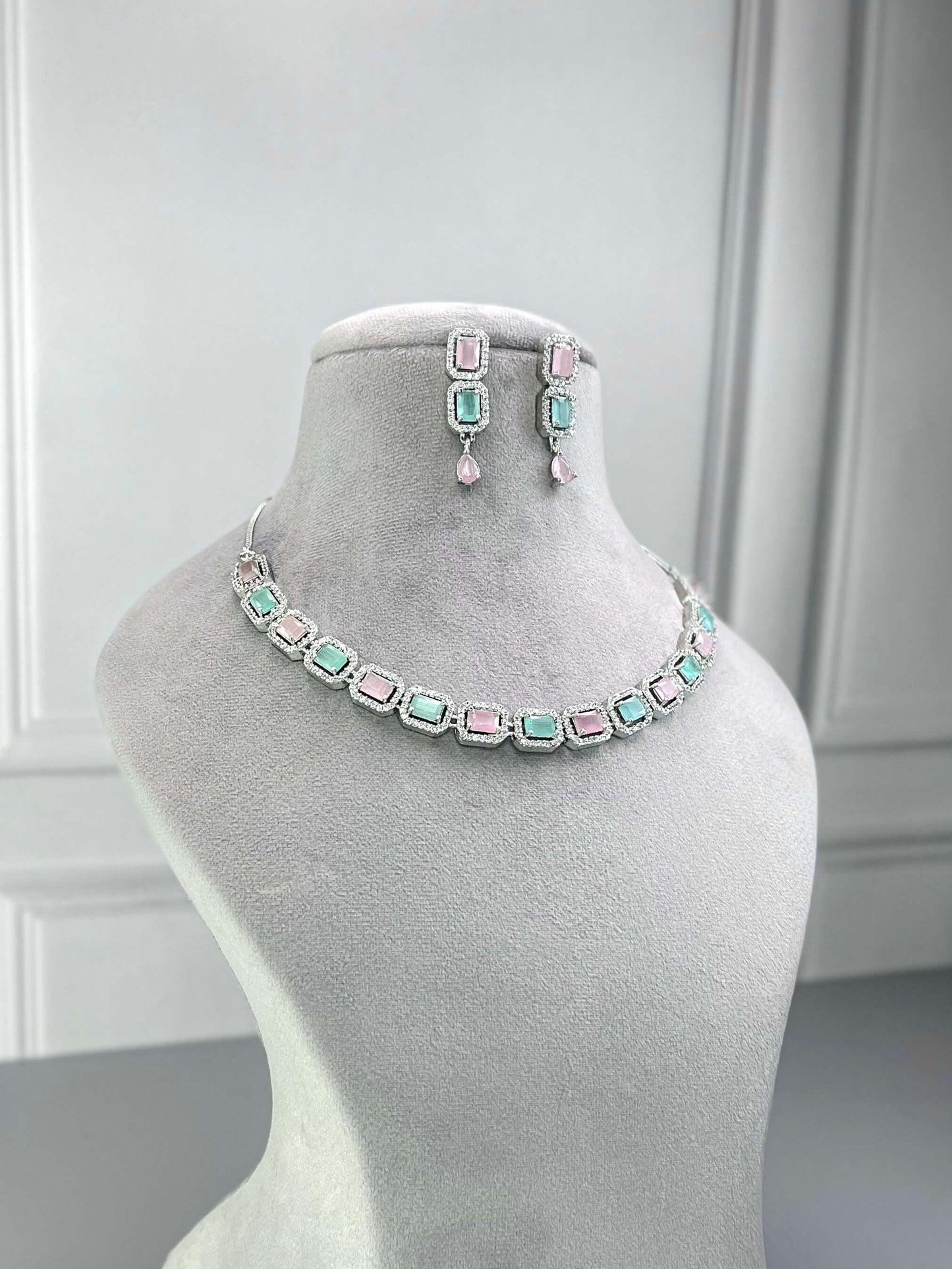 Jenna Mint Pink AD Necklace Set